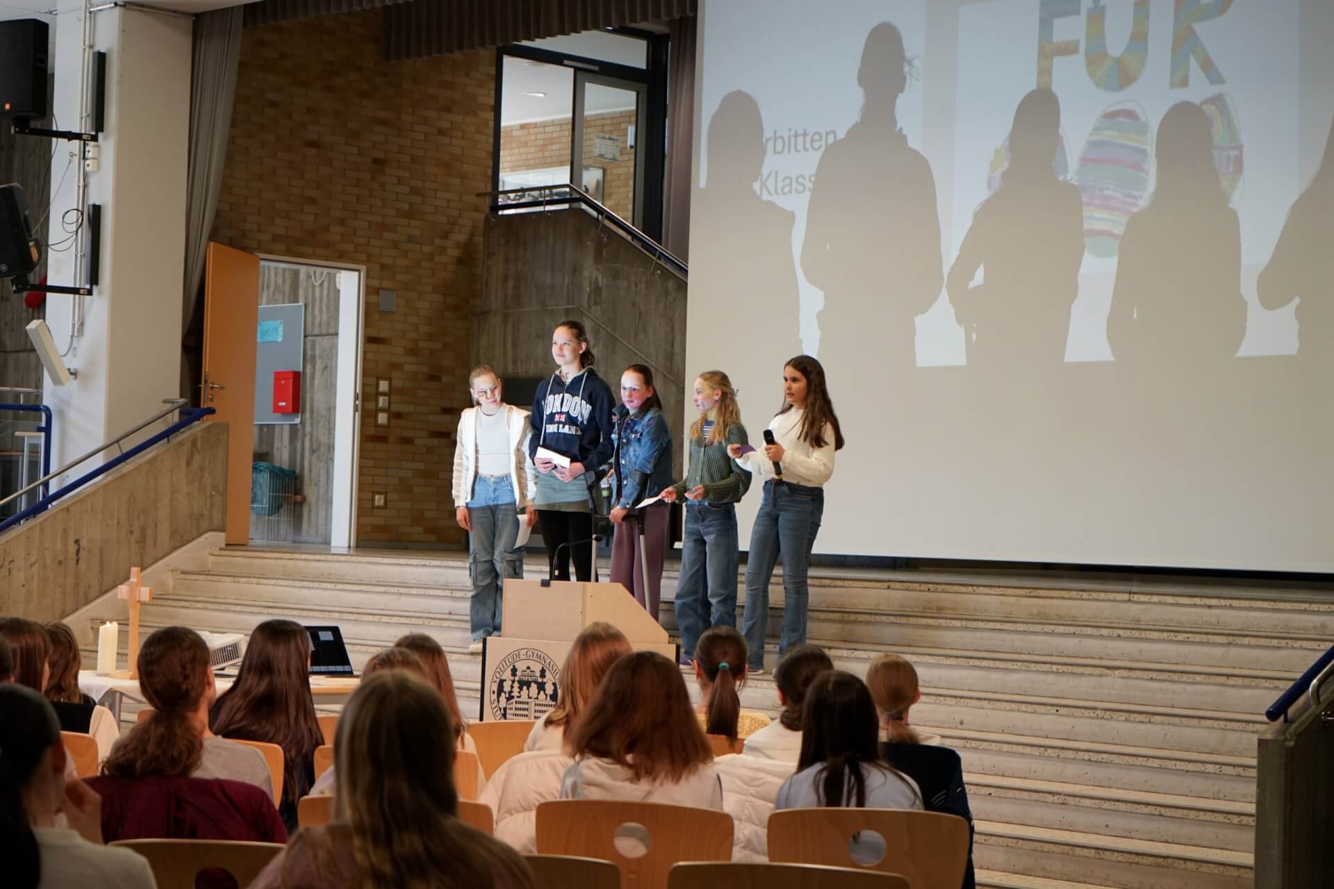 Gottesdienst zum Beginn der Osterferien am Solitude-Gymnasium