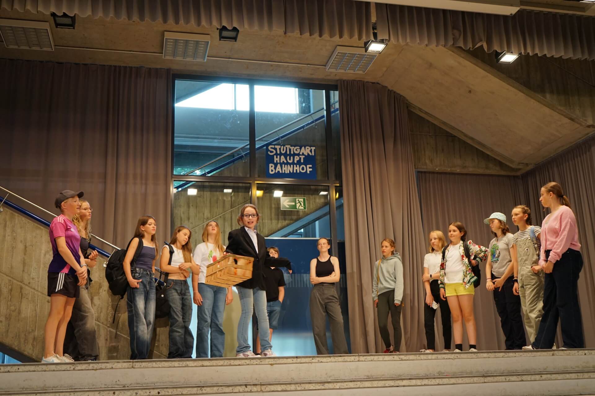 Theaterabend am Solitude-Gymnasium: „Bad Girls“ regt zum Nachdenken an